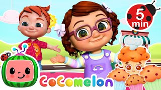 Do You Know The Muffin Man Dance?! 🍰| CoComelon Nursery Rhymes & Kids Songs | Dance Party