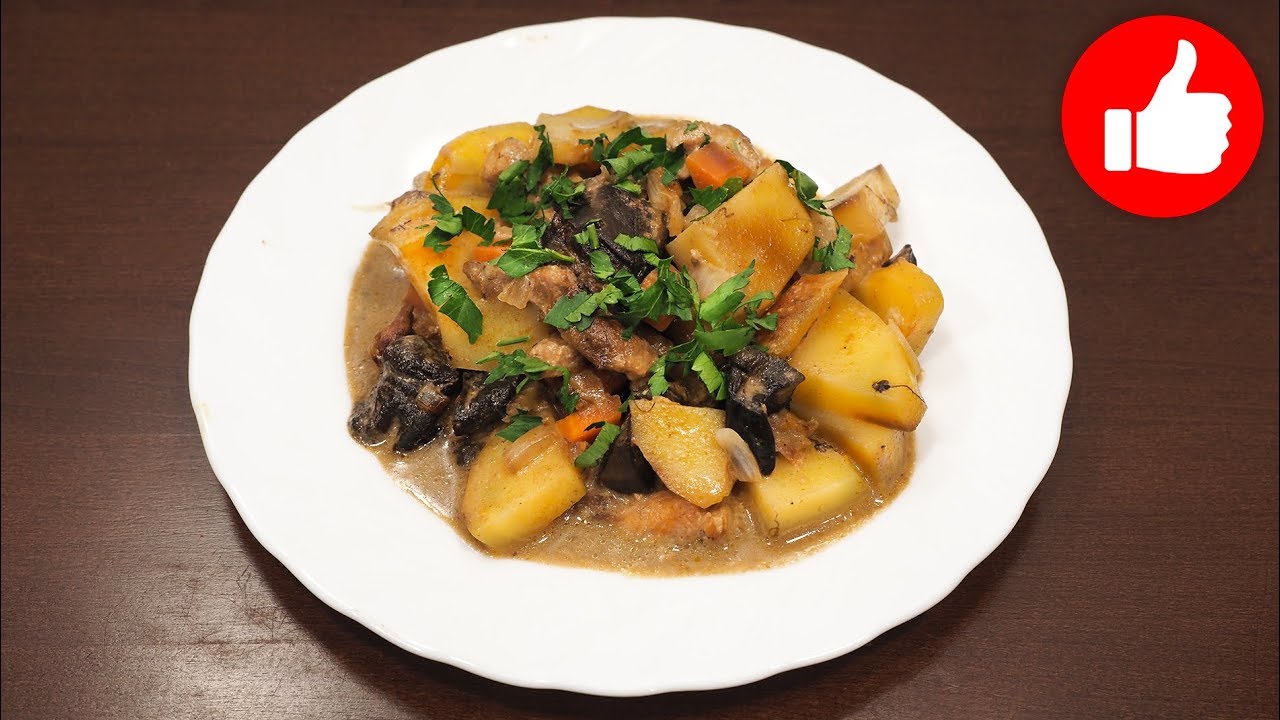 Всегда мало, сколько не приготовишь жаркое с мясом и грибами в мультиварке, рецепт
