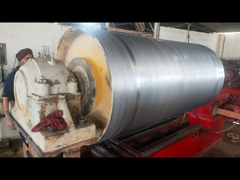 Engineering facts Sherwin is live! Biggest Roller threading 8 tpi#engineering