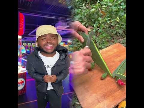 Rate Maurice's dance out of 10 🤣 #funny #waynestv #sketch #laugh #entertainment