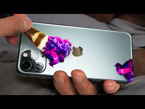 CUSTOMIZING my DAD´S IPHONE 11 while he´s ASLEEP!