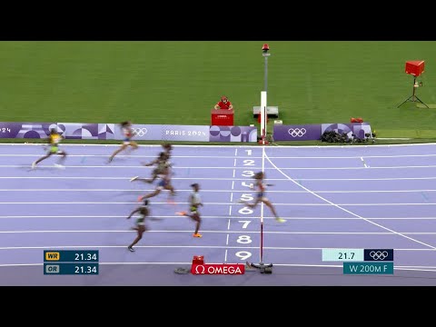 Gabby Thomas gold winning run vs Julien Alfred in women's 200M final Highlights! Paris Olympics 2024