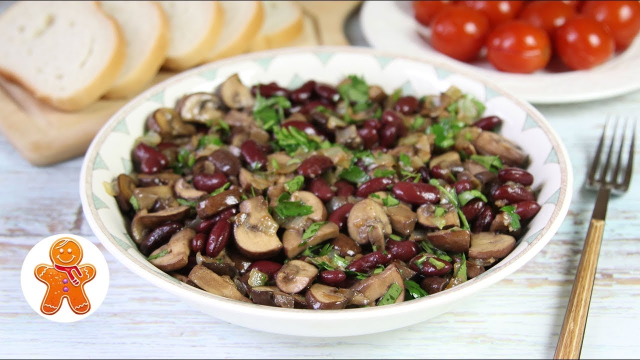 Постный салат с грибами и фасолью. Сытный и очень вкусный