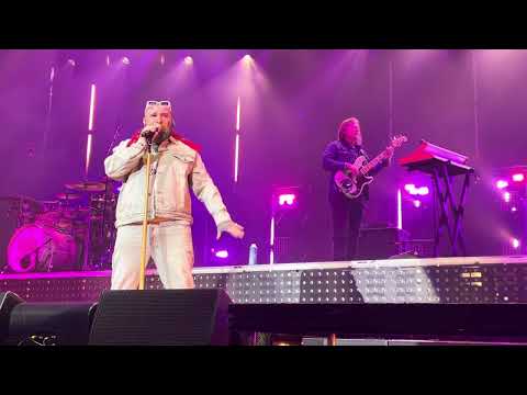 Hammer To The Heart - Teddy Swims (Live) - Melbourne 14 July 2024