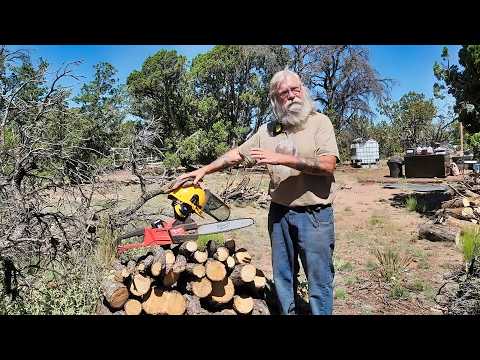 Cut Firewood with Ease: The Perfect Chainsaw for Nomads and Off-Grid Living!