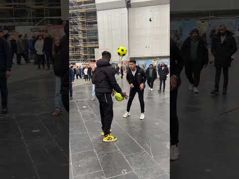 what a humiliation 😂😜🤣#diallofreestyle #reel #footballplayer #skilibeng