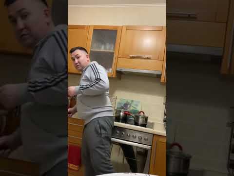 Надоил парного молока😃