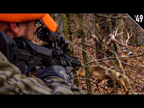 3 BUCKS DOWN - EPIC Deer Drive Footage! Deer Comes to 1 YARD!