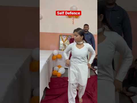 Self defence khud ko kaise bachaye #shorts #reels #viral #army #viralvideo #selfcare #selfdefense