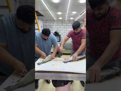 اولین مسابقه فیله کردن قزل الا در دنیا😍#explore ##viralvideo #asmr