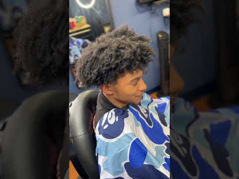 Barbers/Hairdressers that keep getting DISTRACTED!