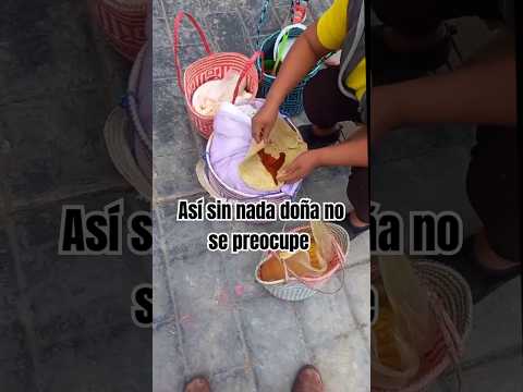Se parecen a los que venden en el parque Juárez no quieren ponerles casi nada, y bien caros