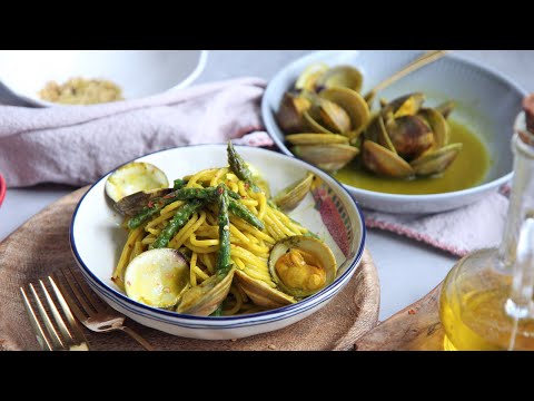 Spaghetti with Clams - by Uncle Tony and Laura Vitale