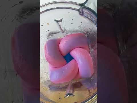 Purple smoothie bowl