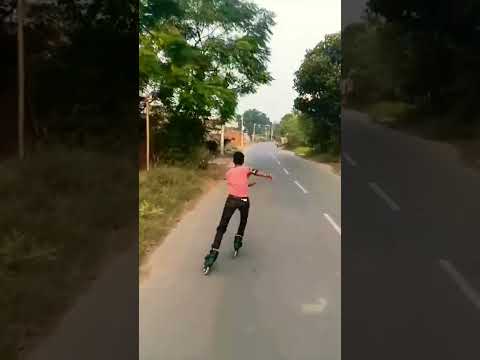 ये #कौन है रे अभी भी समय है तेरे पास🤑🤑 ट्रेंडिंग वीडियो#shortvideos #subscribe #skating