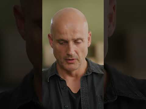 "W OGÓLE NIE CHODZĘ Z FACETAMI DO ŁÓŻKA" 😂 | Młode gliny #shorts