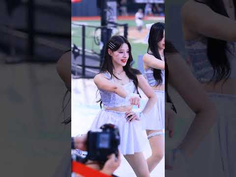 <strong>kt위즈</strong> 이예빈치어리더 hold up 아웃송 직캠 #shorts #이예빈 #치어리더 #응원 #공연 #직캠 #영상 #<strong>kt위즈</strong>