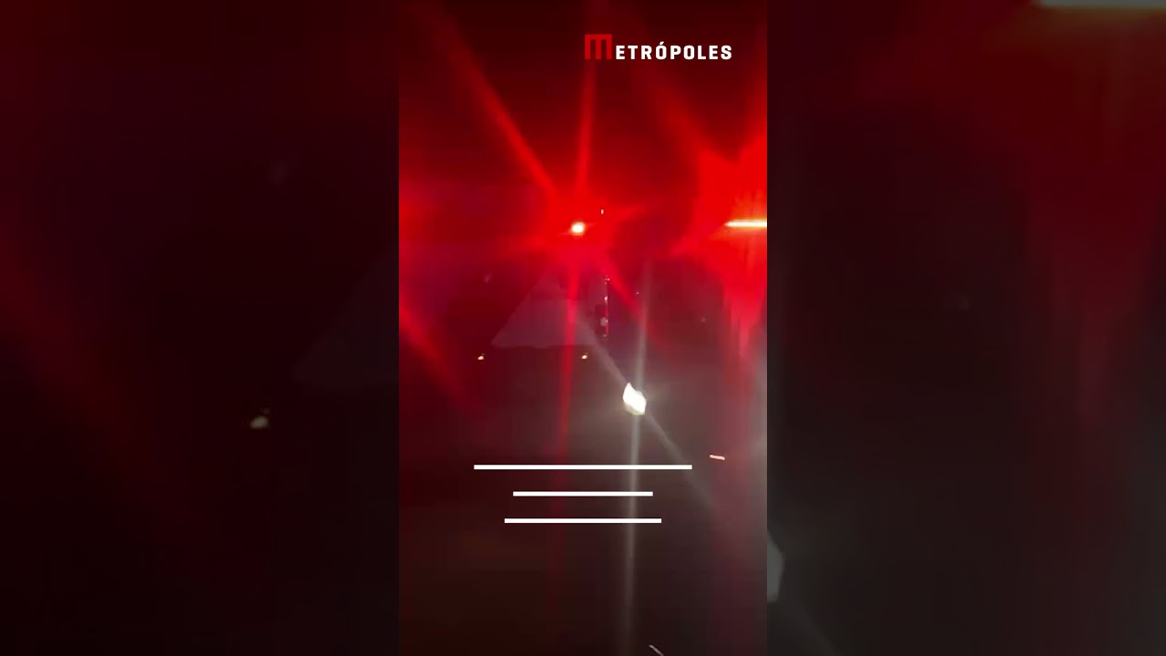 Viatura da Polícia Militar capota durante perseguição no DF