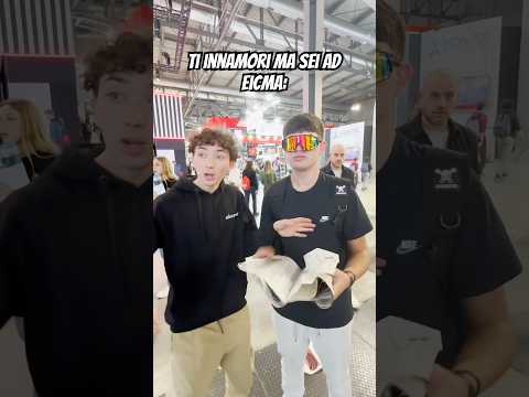 Moto o ragazza?🤯 #moto #ragazza #eicma #eicma2024 #shortsviral #memes #funny #youtubeshorts