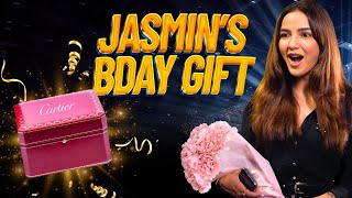 Jasmin's Birthday Gift And Dekho Humare Ghar Kaun Aya 😍