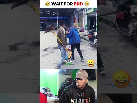 Wait for end 😂😂 725 #shorts​ #youtubeshorts​ #funny​ #vinesbestlaugh​