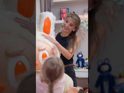 Сделала огромную Лабубу! Оцени её от 1 до 10