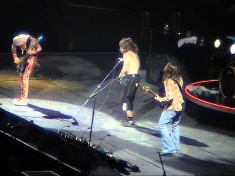 Red Hot Chili Peppers - Torture Me [Live, Paris - France, 2006]