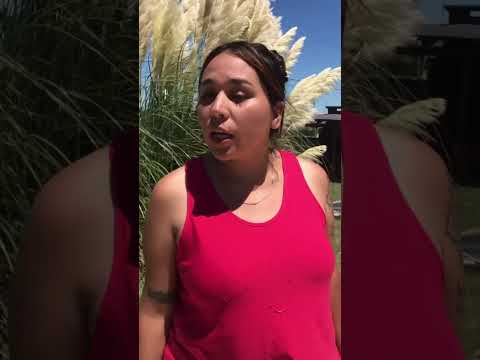 Cuando me quiero meter a la pileta y mi novia no me deja
