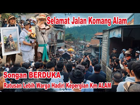 Upacara Pemakaman Komang ALAM Korban yg di Tusuk Saat Tradisi TAJEN di SONGAN