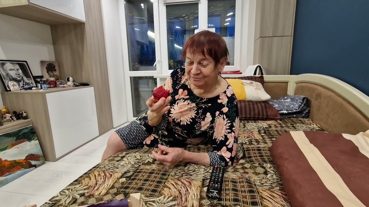 Купили продукты мама довольна