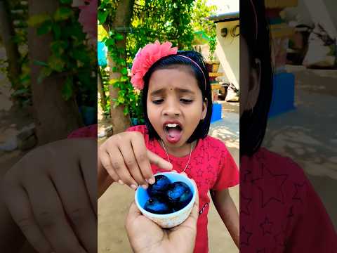Hena ke jaise kis kis ko kala jamun ๐ง pasand hai ๐ฅฐ #short #video #subscribe