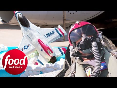 Joey Gets A Free Ride In A Jet After Baking A Cake For The Air Force Thunderbirds | Cake Boss