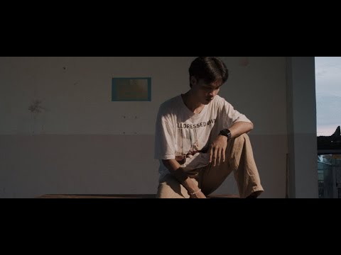 รักใครก็ผิดหวัง - WanMai (Official MV)