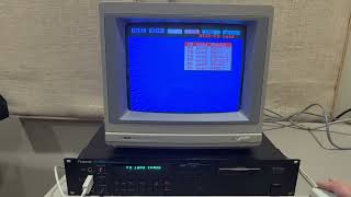 Roland S-550 monitor boot-up and disk load