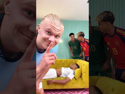 🎸 HAALAND TURNED MBAPPÉ’S BELLY <strong>INTO</strong> A <strong>GUITAR</strong>! 😂🔥 #SHORTS #HAALAND #MBAPPÉ