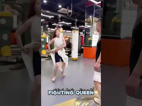 Fighting queen #kungfugirl #funny #boxing #kungfufighting #martial #muaythai #kungfufight #keşfet