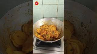 💁‍♀️आज इंस्टाग्राम वरून कोल्हापूरकरांची ऑर्डर आली... कशीकाय 🤔 पैसे बरोबर घेतले का?सोबत टिफिनही होते.