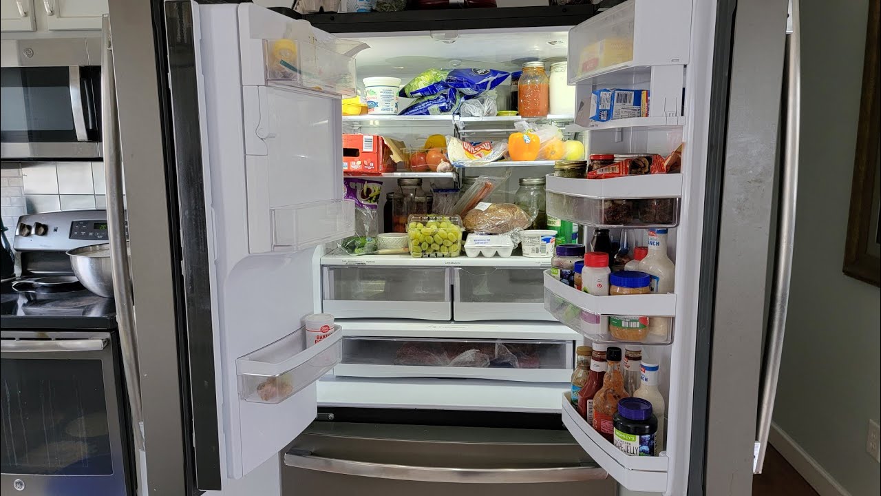 Если в холодильнике портятся продукты или обмерзает нижняя полка / любой сможет это исправить