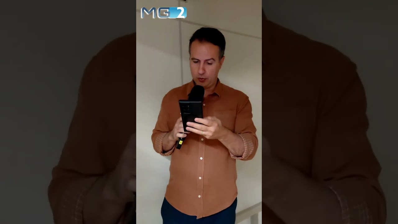 Veja como repórteres fazem para gravar na rua os textos das matérias shorts bastidores