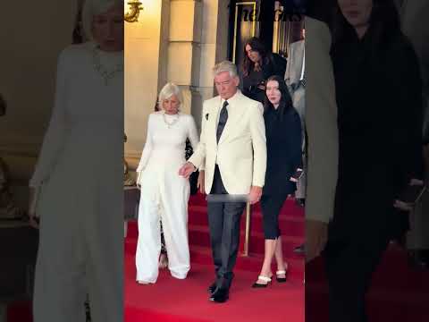 Pierce Brosnan Walks Helen Mirren At The Thursday Murder Club Premiere💐 #piercebrosnan #helenmirren