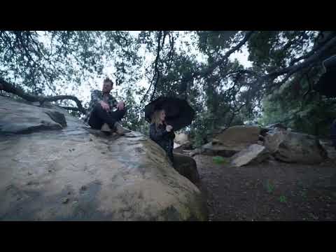 Everybody Loves An Outlaw-Behind the Scenes