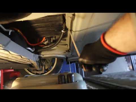 2013 Tesla Model S - A/C Hose vs Battery Location