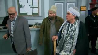 مروق عليهم الدنيا في الحبس و مهون عليهم السنين الي هيخدوها و مستعد يعمل عشانهم اي حاجه