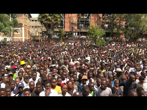 Hundreds of Bukavians gather in support of M23 and thousands "volunteer" to join fighters | AFP