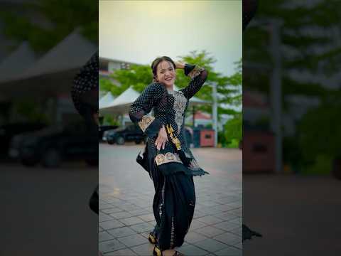 Main Nachdi ✨🖤 #punjabisong #newdancevideo #viralvideo #trendingshorts #sargunmehta #newsong #shorts
