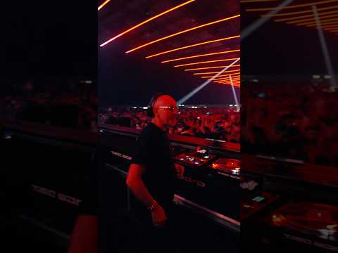 Sven Väth returned to Maimarkt with a masterful set proving he’s the heart of Time Warp.