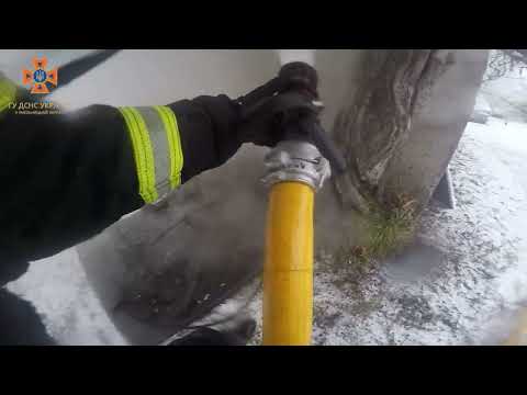 Кам'янець-Подільські вогнеборці приборкали пожежу приватного гаража