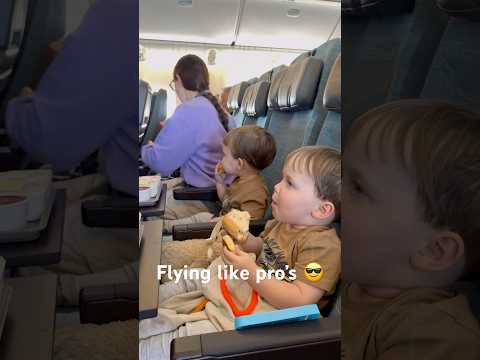 The twins are flying like pro’s #funny #twins #cute #baby #cutebaby #family #vacation #flying #mom