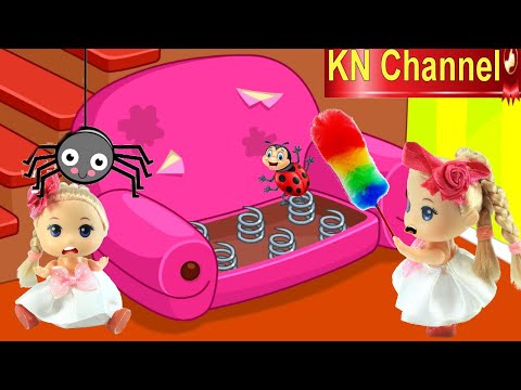 BÚP BÊ KN Channel GIÚP ĐỠ GẤU CON | BÀI HỌC TÌNH NGƯỜI