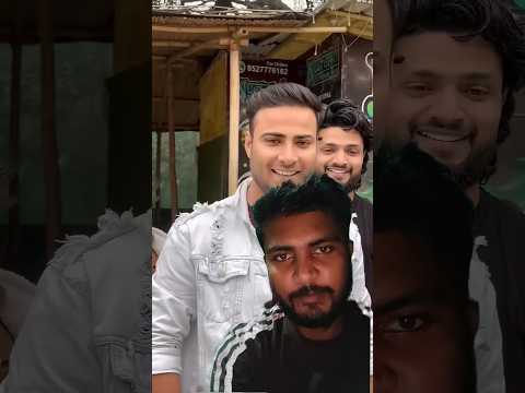 gf se milane 😜#shorts #ytshorts #friendshipgoals #gfriend #malikofficial009 #youtubeshorts #malik